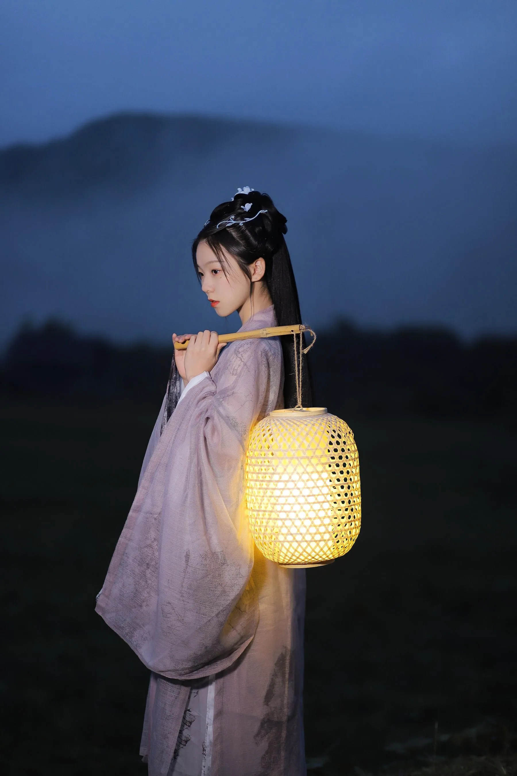 [YITUYU艺图语]2022.02.05 提灯照河山 一方伊人yi [22P]插图5